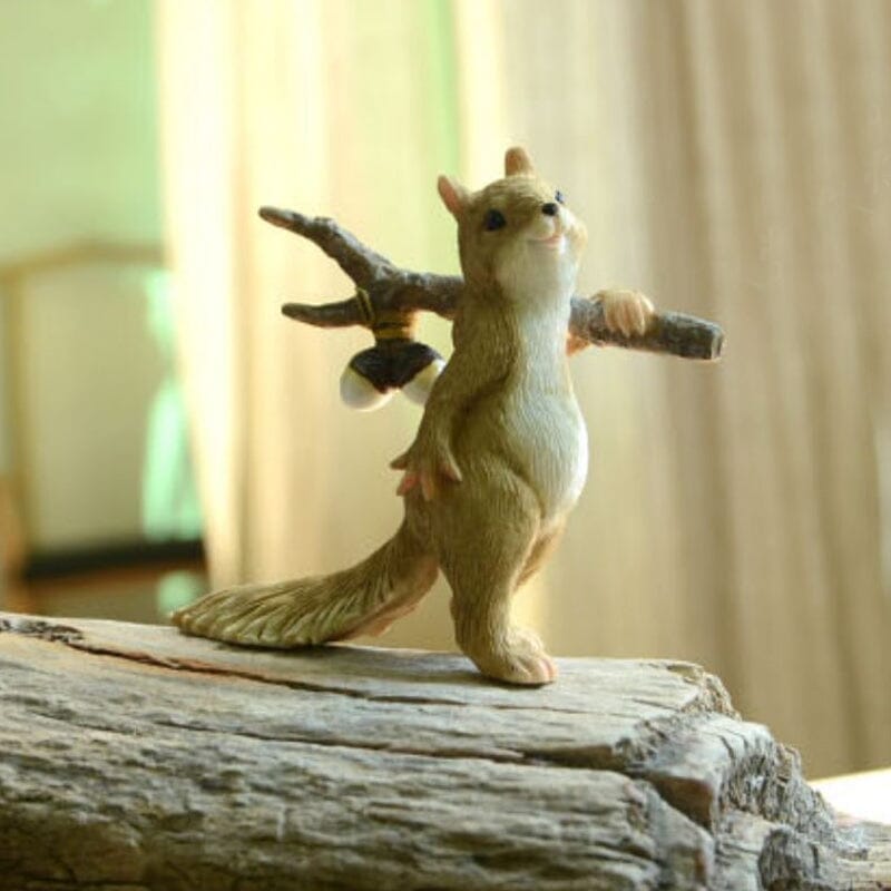 Creative Cute Resin Squirrel Decoration